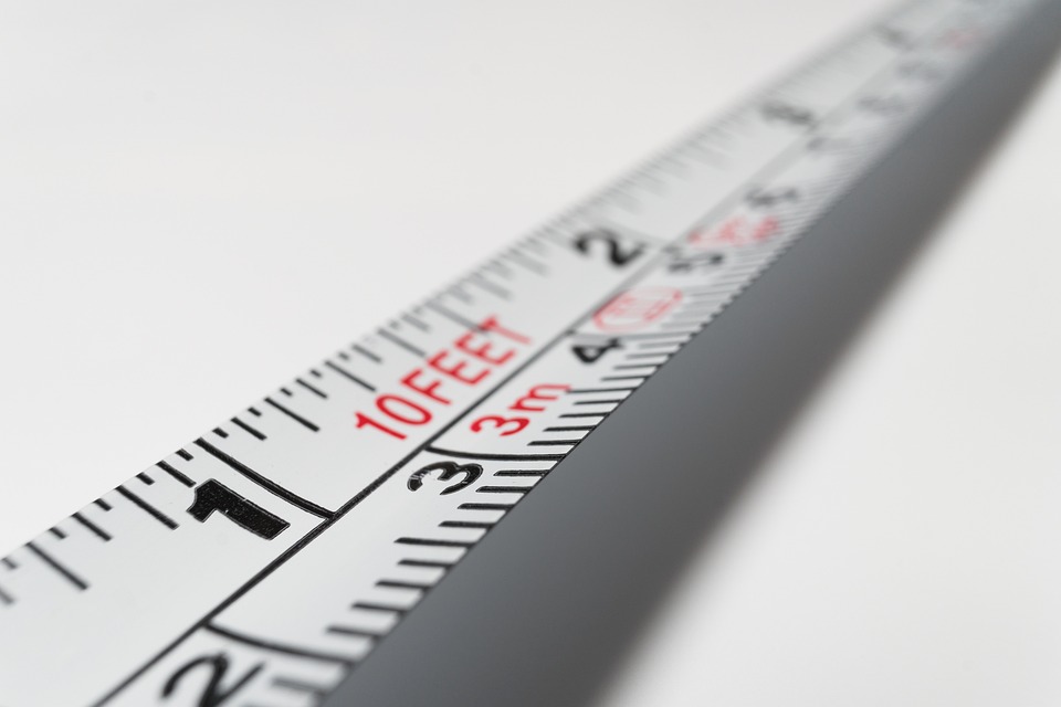 Measuring tape in meters and feet